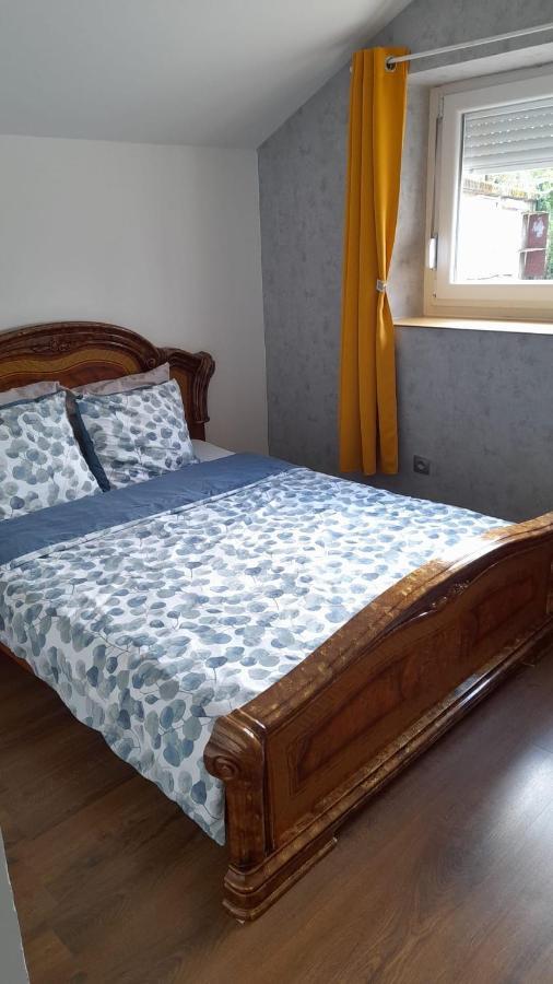 Studio Privee Vesoul -Wifi,Tv,Clim,Parking Gratuit Ngoại thất bức ảnh